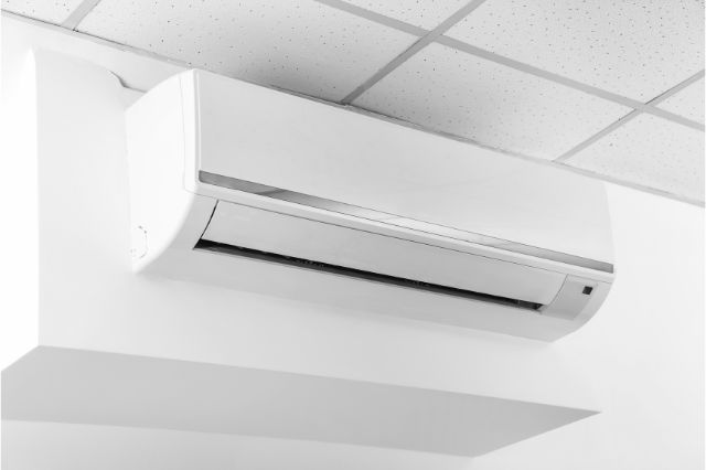 Split air conditioners We Chill It UK